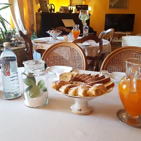 Palazzo Colombino Suite&residence Джавено
