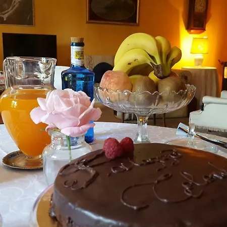 Palazzo Colombino Suite&residence Апарт-отель Джавено