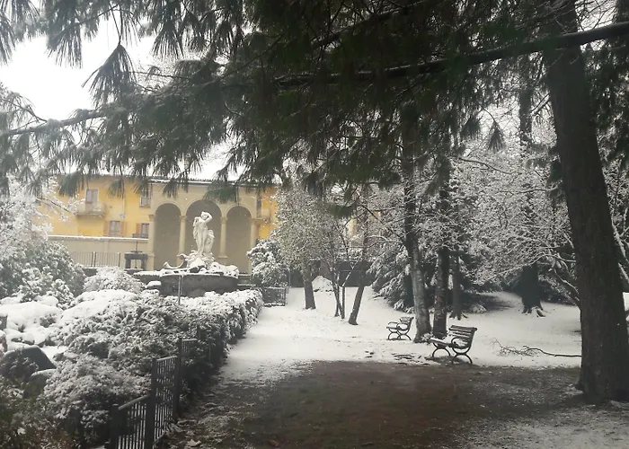 Palazzo Colombino Suite&residence Апарт-отель Джавено