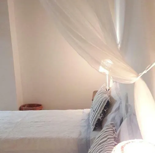 Palazzo Colombino Suite&residence מלון דירות 3*